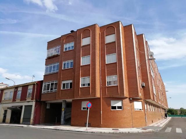Piso en Venta en Trobajo del Camino