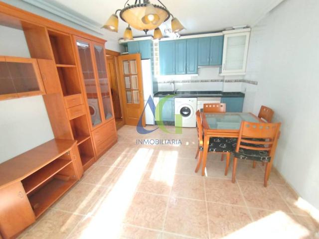 Piso en Venta en Trobajo del Camino
