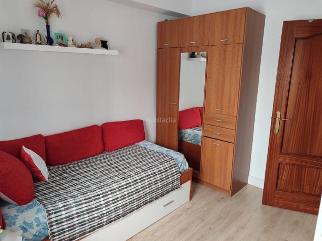 Piso en venta en Utrera, Torre Cruz Los Molinos. PISO PARA ENTRAR A VIVIR. Pisos.