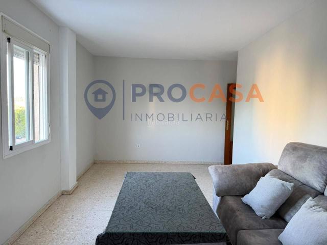 Piso en venta en Utrera, Estación La Fontanilla El Tinte. PISO CON ASCENSOR, GARAJE Y TRASTERO. Pisos.