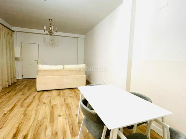 Piso en venta en Utrera, Estación La Fontanilla El Tinte. Piso centro reformado. Pisos.