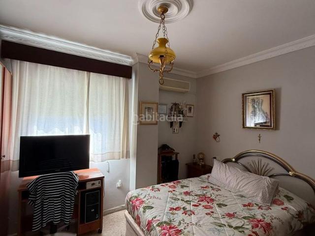 Piso en venta en Utrera, Salesianos. PISO ASCENSOR GARAJE Y PISCINA. Pisos.