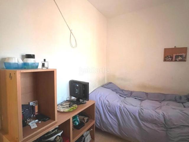 Piso en venta en Utrera, Salesianos. Tu nuevo hogar te espera en un entorno lleno de tranquilidad!. Pisos.