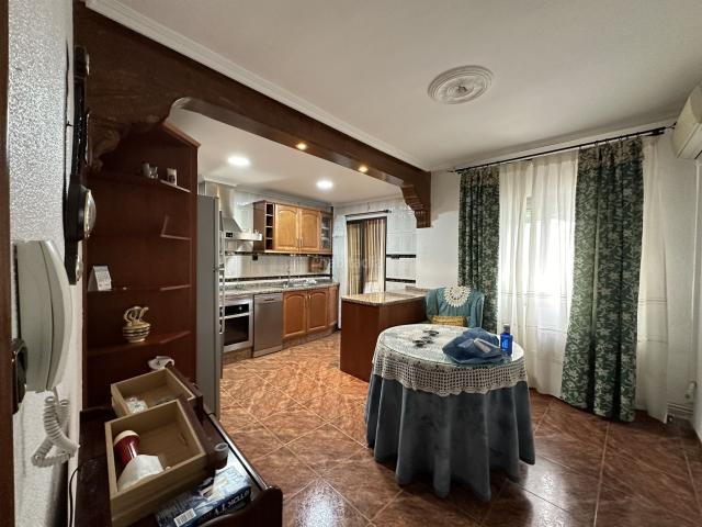 Piso en venta en Úbeda. ESTUPENDO PISO CALLE RASTRO. Pisos.