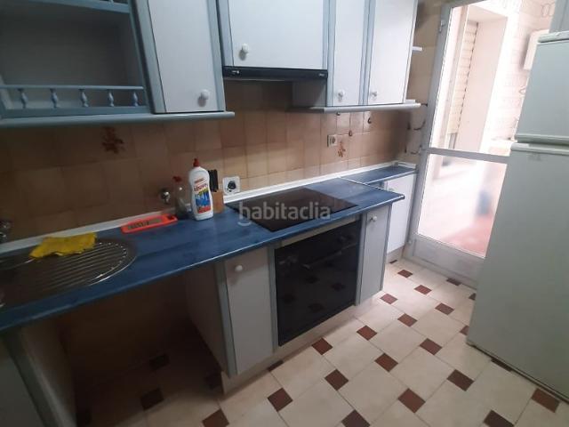 Piso en venta en Úbeda. PISO EN ESTUPENDA ZONA AL LADO DE CALLE TRINIDAD. Pisos.