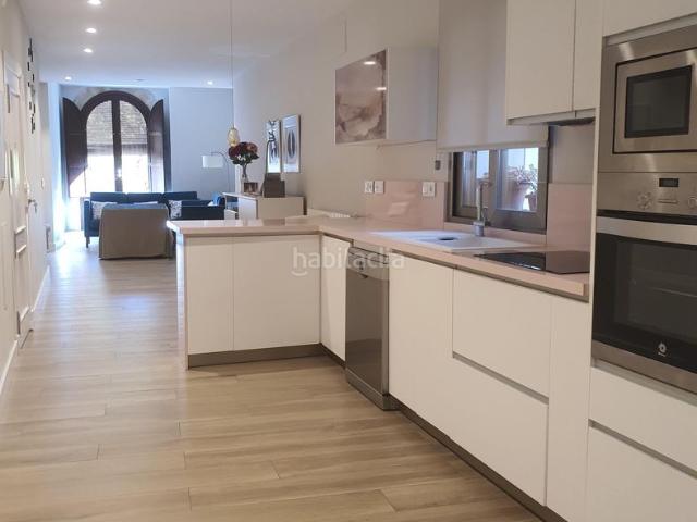 Piso en venta en Úbeda. Precioso piso en una de las zonas más demandadas de Úbeda. en pleno casco antiguo. Se encuentra este precioso piso totalmente refo. Pisos.