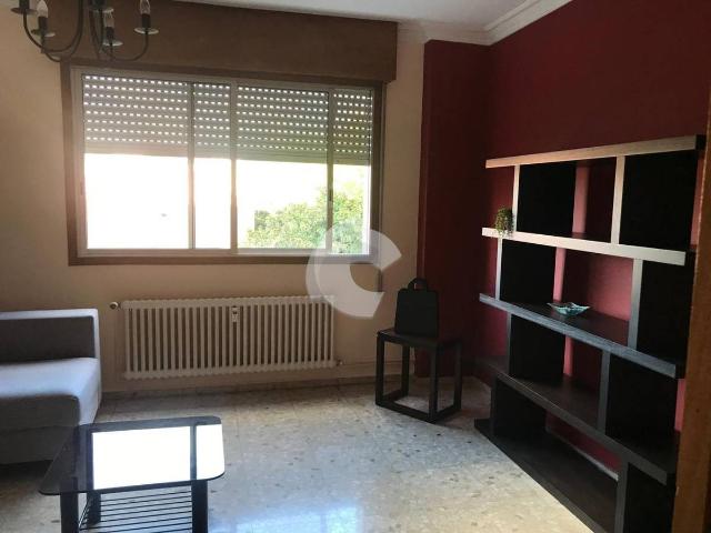Piso en Venta en Universidad