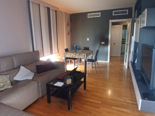 Piso en Venta en Urbadiez Entrepuentes