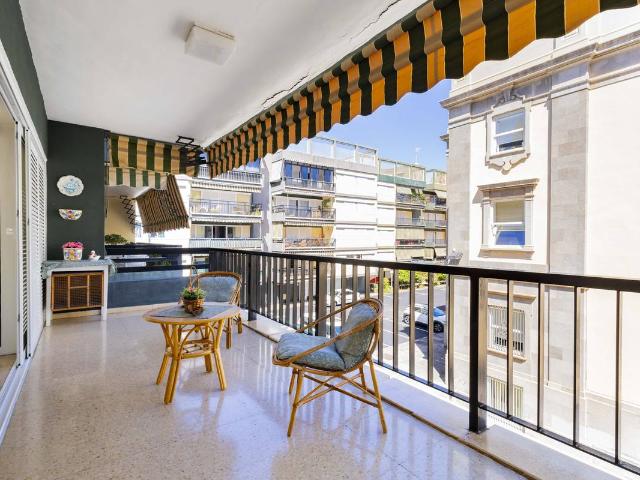 Piso en Venta en Urbanización Anaga