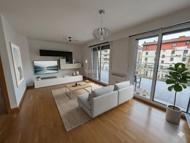 Piso en venta en Usurbil. Novedad, bonito piso en Txaramunto para entrar a vivir. Pisos.