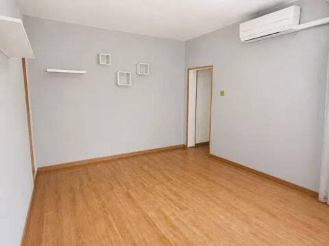 Piso en venta en Valdeacederas