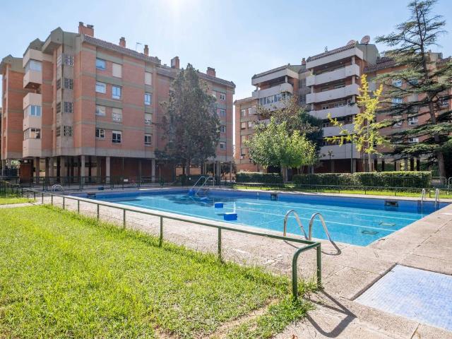 Piso en Venta en Valdefierro