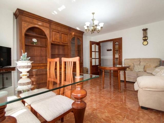Piso en Venta en Valdepasillas La Paz Huerta Rosales