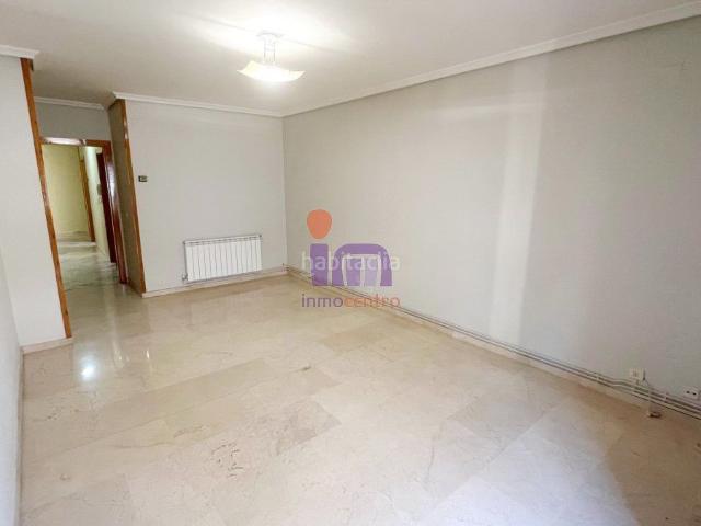Piso en venta en Valdepeñas. Piso en venta en Centro, 4 dormitorios. Pisos.