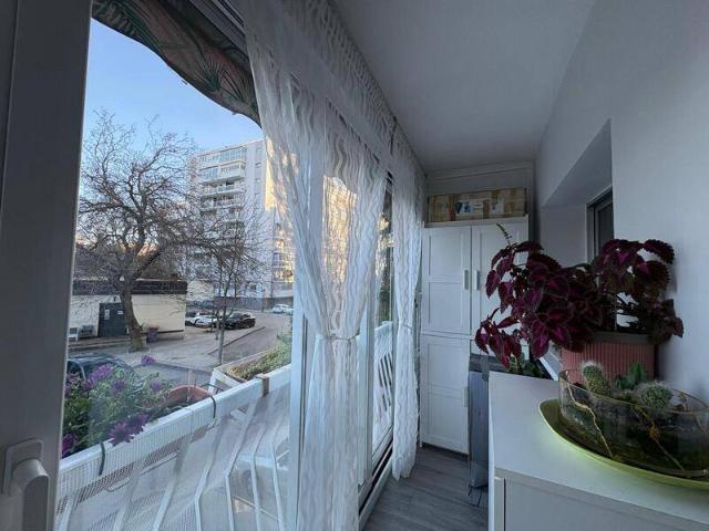 Piso en Venta en Valderas Los Castillos