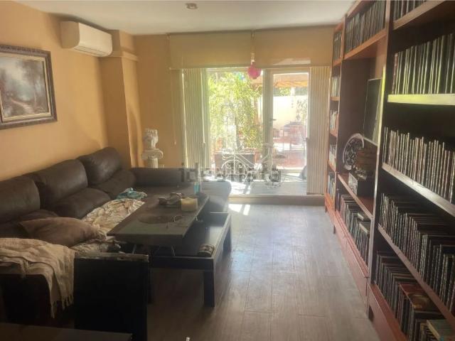 Piso en venta en Valencia, Malilla. Pisos.