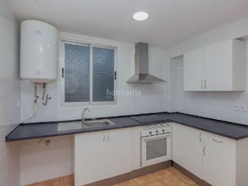 Piso en venta en Valencia, Nou Moles. Solvia Inmobiliaria Piso Valencia. Pisos.
