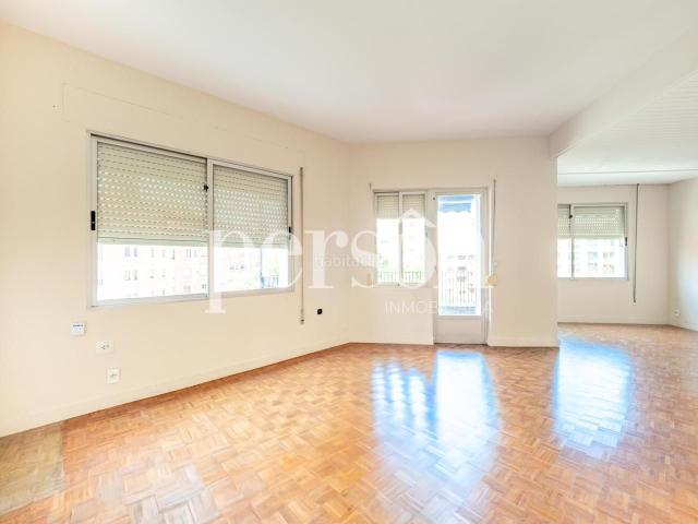 Piso en venta en Valencia, Arrancapins. Se vende piso en zona Arrancapins. Pisos.