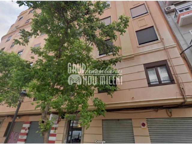 Piso en venta en Valencia, Arrancapins. Venta de piso en València Capital. Pisos.
