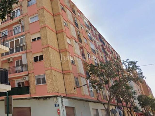 Piso en venta en Valencia, Barrio Benicalap. Piso en Valencia. Pisos.