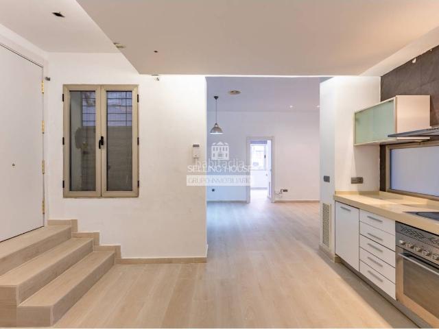 Piso en venta en Valencia, Barrio Benicalap. Venta de piso reformado en Benicalap, València Capital. Pisos.