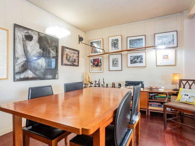 Piso en venta en Valencia, Ciutat Universitaria. AMPLIA VIVIENDA CON VISTAS CON POSIBILIDAD DE DIVISIÓN. Pisos.
