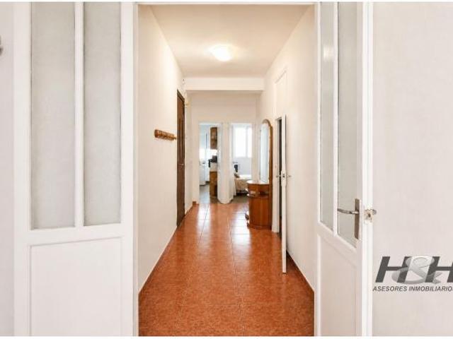 Piso en Venta en Valencia de las Torres, Valencia