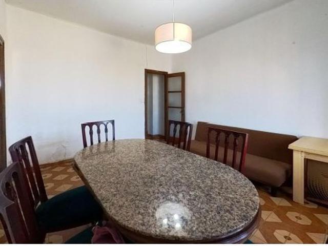 Piso en Venta en Valencia de las Torres, Valencia