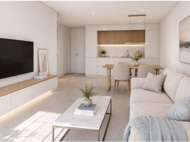 Piso en Venta en Valencia de las Torres, Valencia