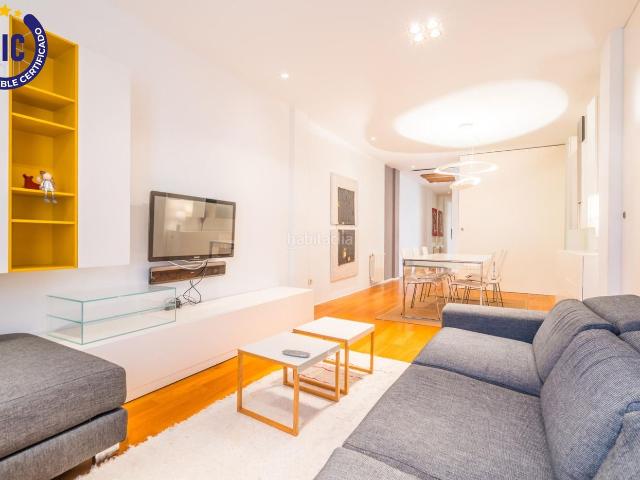Piso en venta en Valencia, El Mercat. Exclusiva vivienda reformada junto al Mercado Central. Pisos.