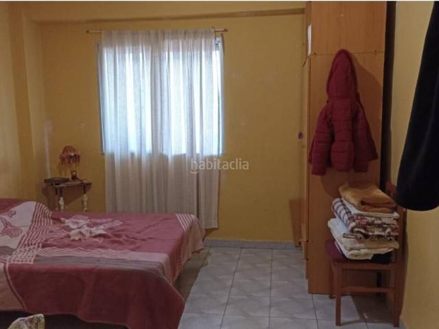 Piso en venta en Valencia, Els Orriols. Piso en venta con inquilino en Orriols. Pisos.