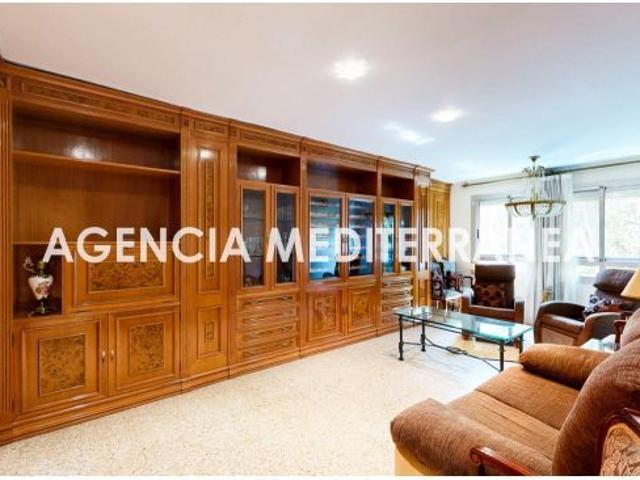 Piso en venta en Valencia, en calle Alboraya, CON GARAJE!