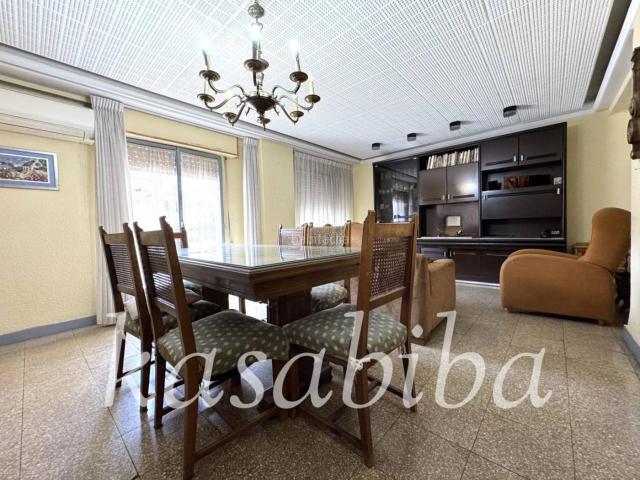 Piso en venta en Valencia, La Petxina. Piso en venta en Extramurs. Pisos.