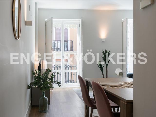 Piso en venta en Valencia, La Roqueta. Exclusivo apartamento con piscina en el centro de Valencia. Pisos.