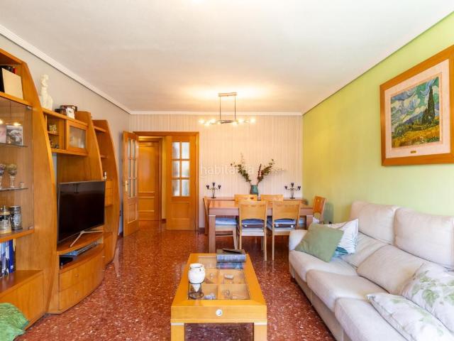 Piso en venta en Valencia, Tormos. Pisos.