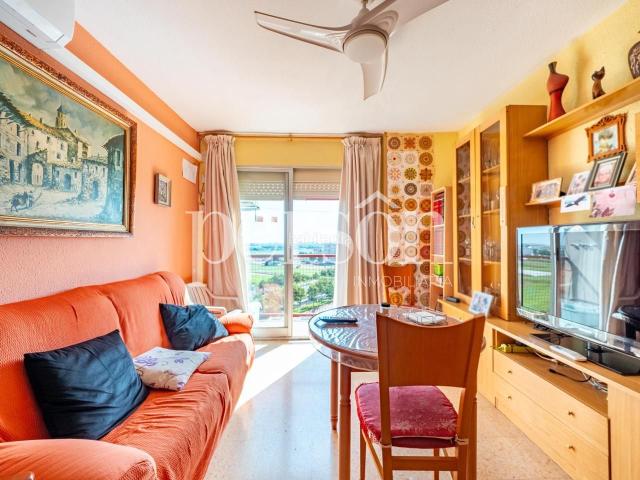 Piso en venta en Valencia, Torrefiel. Espectacular última planta con vistas despejadas en Torrefiel. Pisos.