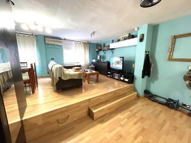 Piso en Venta en Vallirana