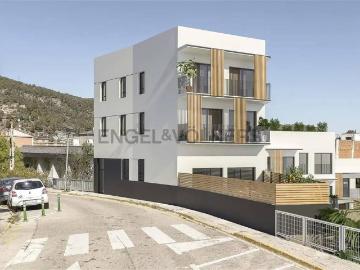 Piso en Venta en Vallirana