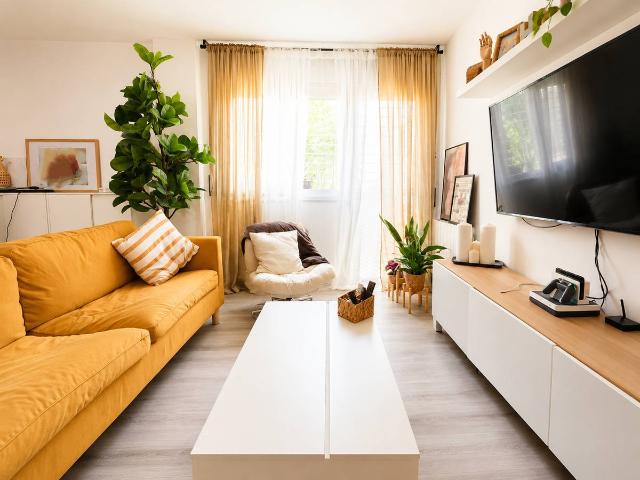 Piso en Venta en Vallirana