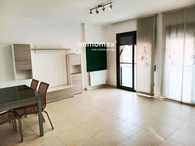 Piso en venta en Vallirana. encantador piso ubicado en el corazón de Vallirana. Pisos.