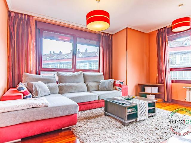 Piso en Venta en Vallobín