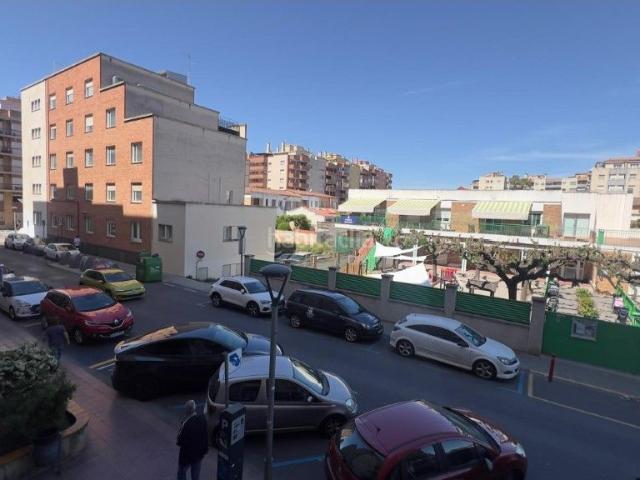Piso en venta en Valls. AMPLIO PISO DE 4 DORMITORIOS EN PLENO CENTRO DE VALLS!. Pisos.