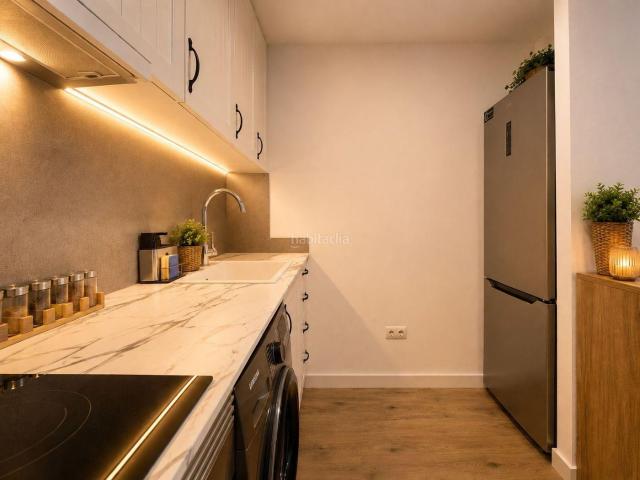 Piso en venta en Valls. Piso reformado con mucha luz azotea en el centro de Valls. Pisos.