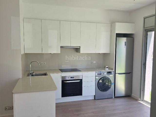 Piso en venta en Vandellòs i l´Hospitalet de l´Infant Costa Dorada. Exclusivo bajo soleado con piscina comunitaria y parking. Pisos Vandellòs i l´Hospitalet de.