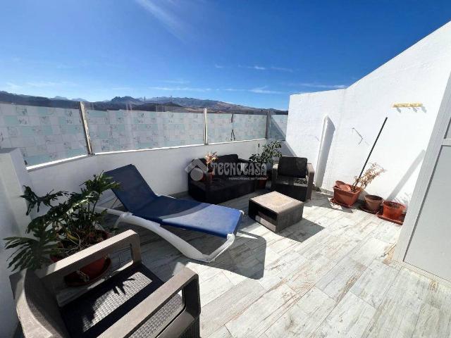 Piso en Venta en Vecindario El Doctoral Cruce de Sardina
