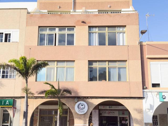 Piso en Venta en Vecindario El Doctoral Cruce de Sardina