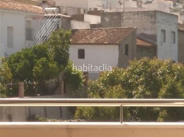 Piso en venta en Vélez de Benaudalla. Piso zona centro de vélez de benaudalla. Pisos Vélez de.