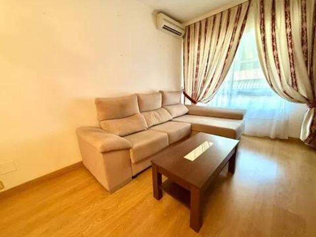 Piso en Venta en Velilla de San Antonio
