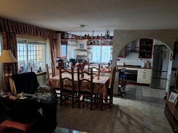 Piso en venta en Vellés La. Casa urbana con gran parcela y todas las comodidades en La Vellés Salamanca. Pisos Vellés.