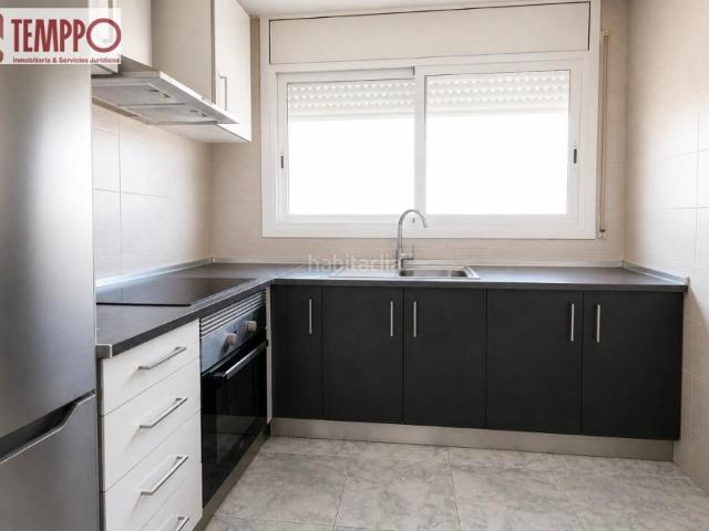 Piso en venta en Vendrell El, El Tancat Mas d´en Gual Costa Dorada. Céntrico, a un paso de todo lo que necesitas, y con Ascensor. Pisos Vendrell.